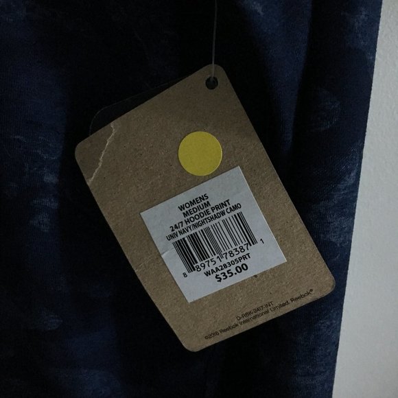 NWT Reebok Pullover - Picture 4 of 5